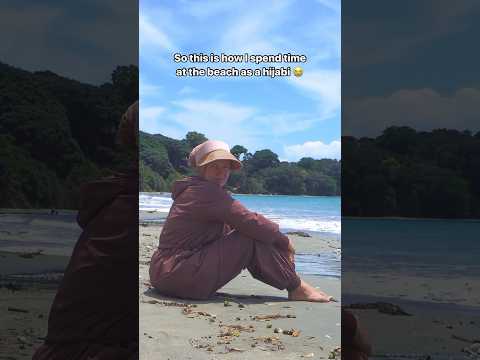 This is how Muslim hijabi women really spend time at the beach [Featuring WOMMO Modest Swimwear]