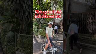 Download lagu Laki2 Pantesnya ngawal istrinya ! Ini malah jadi terbalik dikawal istri ! LSM 40km All Roundereur mp3