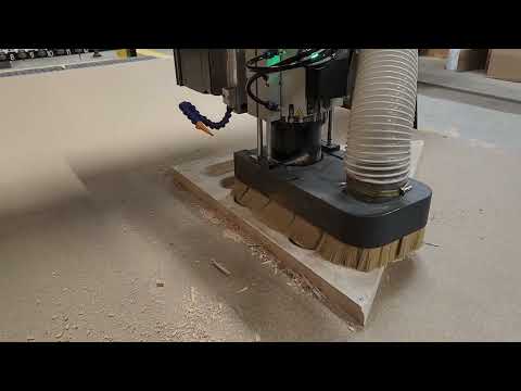 Centre d'usinage 3 à 5 axes vertical pour le fraisage des métaux - LUQUE Machines_3