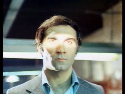 Thumbnail of the video: Mick Garris on GOD TOLD ME TO
