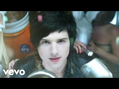 Hot Chelle Rae - I Like To Dance