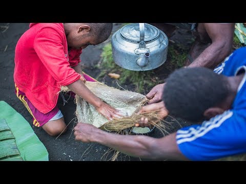 Infinity Expedition visit Mount Yasur  volcano on Tanna in Vanuatu