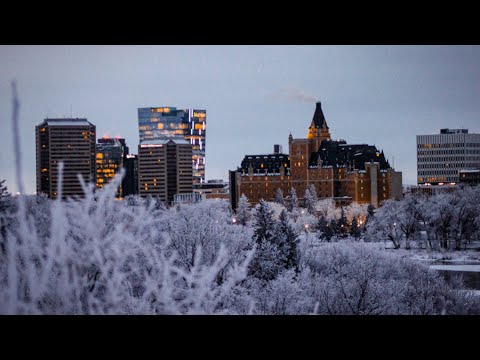 Saskatoon’s First Snowfall of 2026 🇨🇦 ❄️ (-29 C)