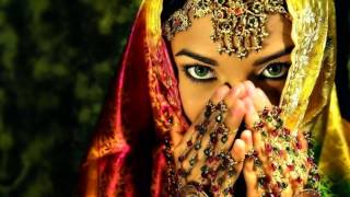 Download lagu Madonna - Isaac mp3