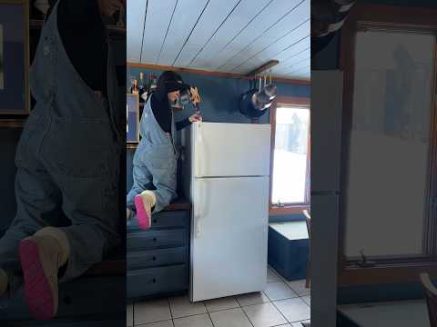 I tried the contact paper appliance hack so you don’t have to #diyhome #diy #homehacks