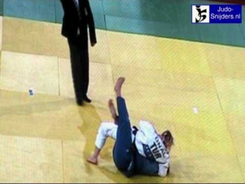 Judo 2009 Paris: Cutro Kelly (USA) - Unal (TUR) [-78kg].