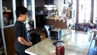 how to make a strawberry jam sandwich