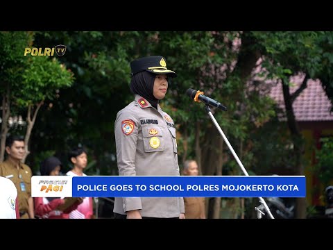 POLICE GOES TO SCHOOL POLRES MOJOKERTO KOTA TANAMKAN KESADARAN KAMTIBMAS SEJAK DINI