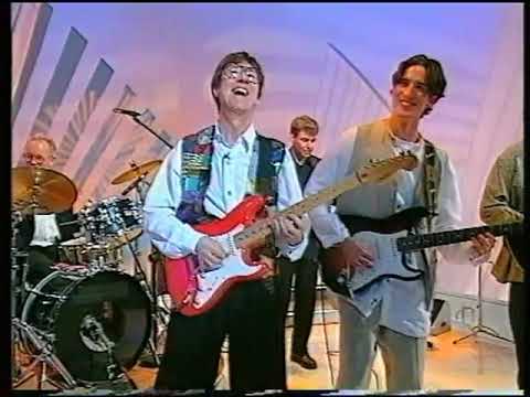 Hank Marvin & Brian Bennett - Pebble Mill - 1994