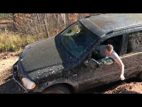 Mercedes W163 ML320 off roading - 4ETS demo
