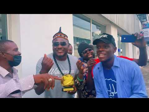 Witty Minstrel - Beeri Wo (lyrics video)