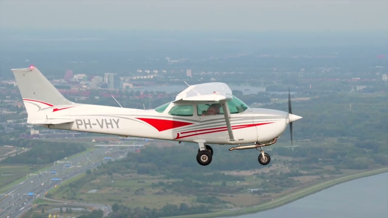 PH-VHD Vliegschool Hilversum
