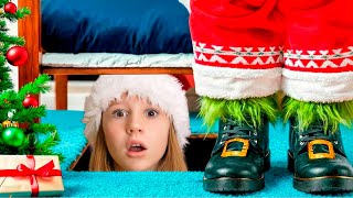 Download lagu Nastya and her friends in a Christmas story about Grinch mp3