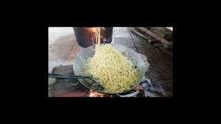 ឆាមីលឿងនៅជនបទ Fried Noodle at Countryside