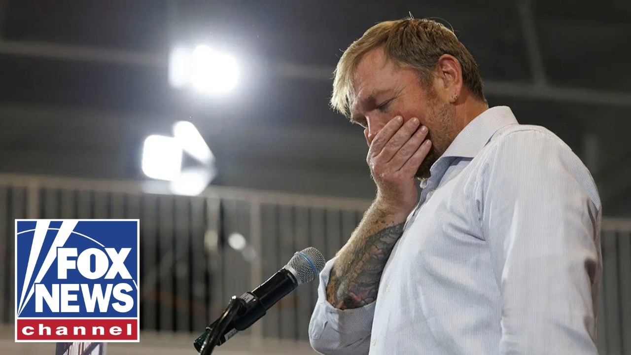 Dems are ‘DESPERATE’ for a 'White, working-class hero': Victor Davis Hanson