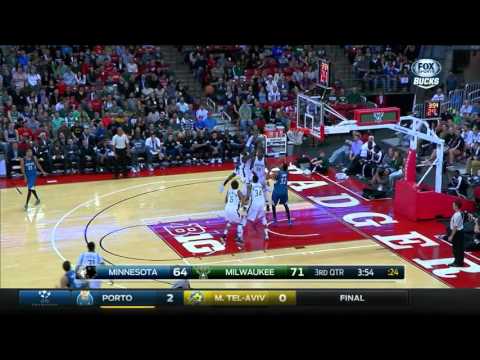 2015-10-20 NBA PS Nemanja Bjelica vs Milwaukee