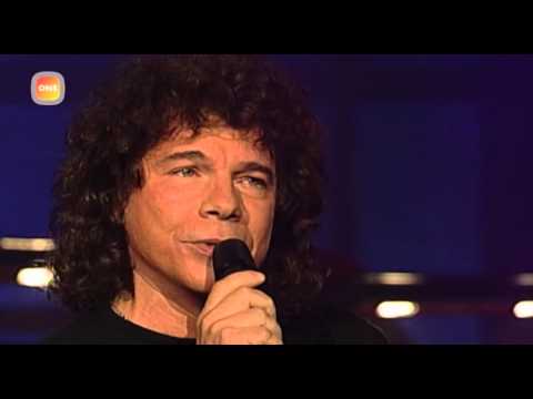 Cor Bakker ontvangt... (afl.8) - Riccardo Cocciante