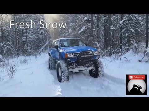Fresh Snow! A Jeep and Two Toyota's... wheeling in the Mountains