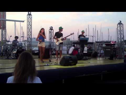 Valerie (Amy Winehouse) Handyman Band's cover