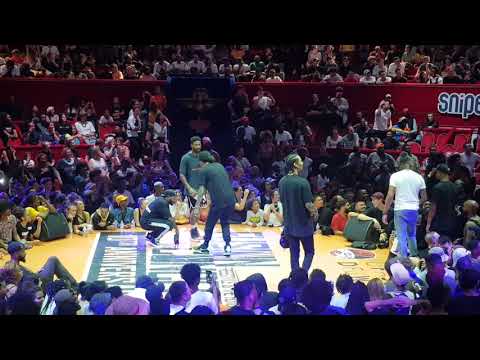 Les twins trouble with judges.