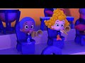 The Unidentified Flying Orchestra Clip9