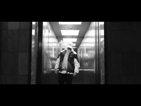 AZAD feat. SILLA - ZU VIEL DES GUTEN