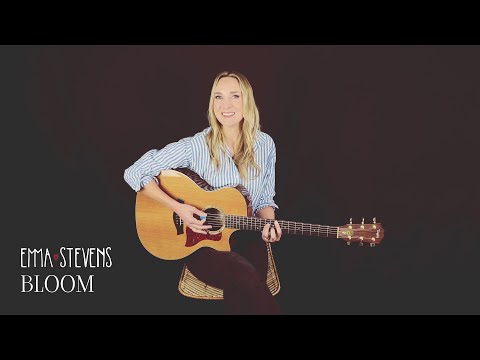 Emma Stevens - Bloom (Official Lyric Video)