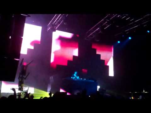 Thomas Gold - Roseland Ballroom NYC - 4/23/11