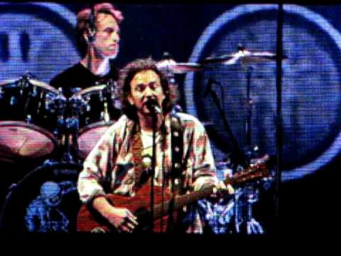 Pearl Jam - Just Breathe (live) HQ Heineken Open'er Festival 2010