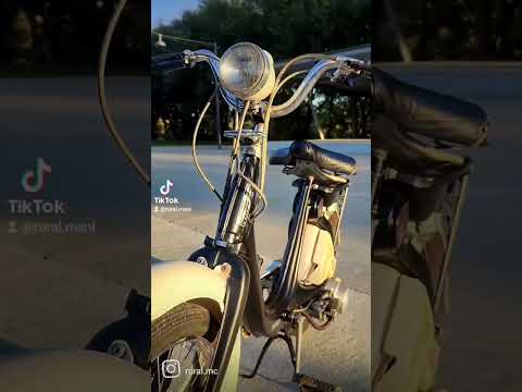 Thumbnail for Honda P50 un Ovni 🙌 by Honda P50