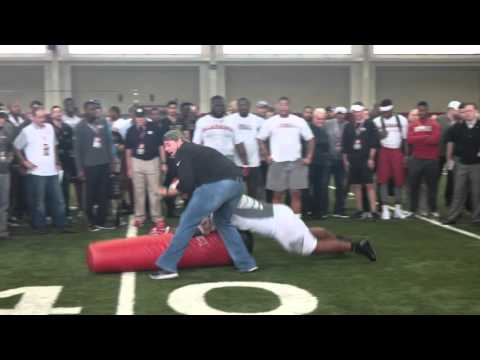 A'Shawn Robinson knocks a scout's glasses off at Pro Day