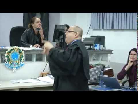 Embates na porfia dos argumentos. Ércio Quaresma Firpe.