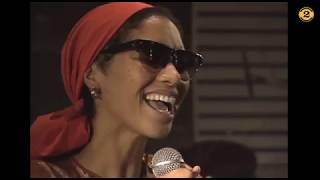 Womack &amp; Womack &quot;Teardrops&quot; live 1993 | 2 Meter Session #399