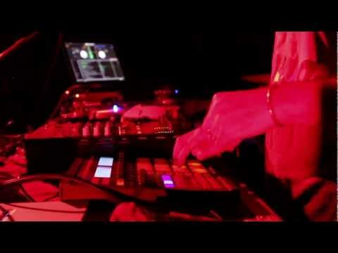 Sonido Acido & C-Funk en Mysteryland 2012 - Escenario Club de Baile