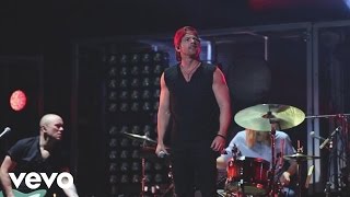 Kip Moore - Kip And The Slow Hearts On The Road