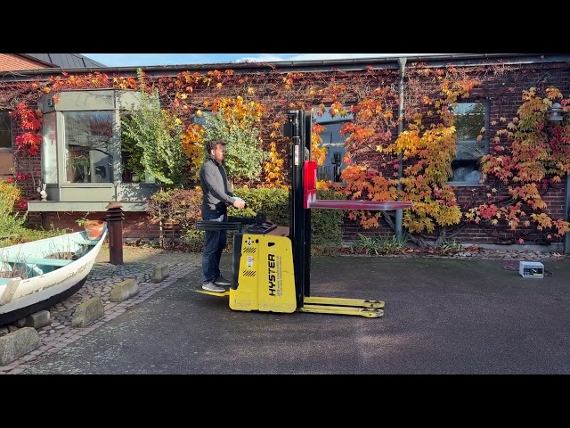 1531354 Electric pallet stacker - Hyster S1.5S - Year model 2010 - 1,500 kg