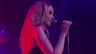 Download lagu Dove Cameron - I Can't Feel My Face / Better In Stereo (Live @ Moroccan Lounge Los Angeles 10/12/21) mp3 Download lagu Dove Cameron - I Can't Feel My Face / Better In Stereo (Live @ Moroccan Lounge Los Angeles 10/12/21) mp3