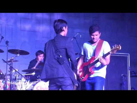 Hujan Turun - Sheila On 7 | ON STAGE ENTRY MUSIC