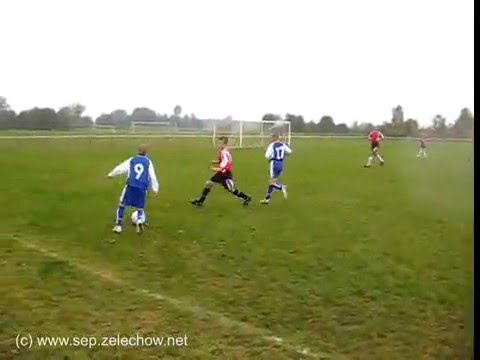 2008.10.04 Sęp Żelechów (trampkarze) - Tęcza Stanisławów: słupek ratuje Sępa