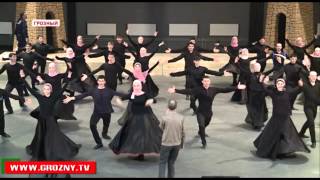 В новом «доме» с обновленным репертуаром