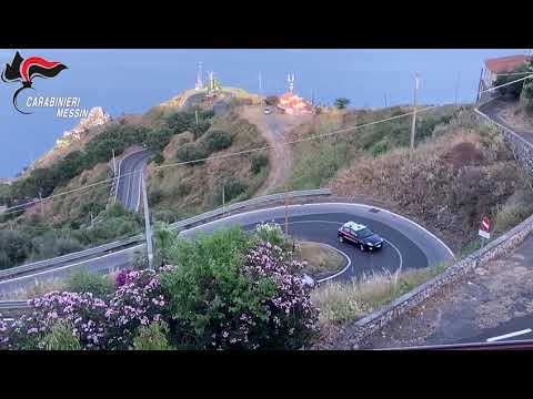 Fuoco all'auto del comandante della Stazione dei Carabinieri di Forza d'Agrò