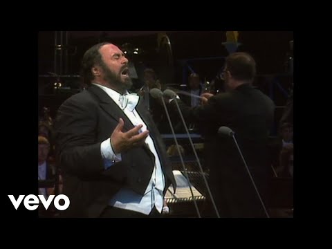 Leoncavallo: I Pagliacci - "Vesti la giubba" (Live)