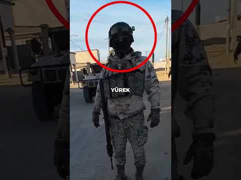 Askerler Motorcunun Yolunu Kesti