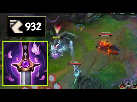 Playing against 932 Movement Speed Vayne Be Like | League of Legends Clip