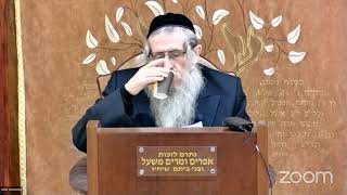 הרה"ג הרב וועכטר שליט"א ז' שבט תשפ"ד - ליקוטי שיחות חלק ט"ז שיחה י' שבט חלק ג (הרב אברהם מנחם מענדל וכטר) - התמונה מוצגת ישירות מתוך אתר האינטרנט יוטיוב. זכויות היוצרים בתמונה שייכות ליוצרה. קישור קרדיט למקור התוכן נמצא בתוך דף הסרטון