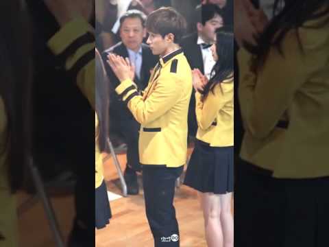 160204 SEVENTEEN’s DK & GFRIEND’s Eunha focus at SOPA Graduation