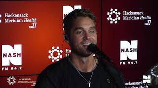 Brett Young LIVE from HMH Stage 17!