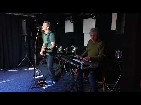 Nebojša Milutinović & Ljubodrag Vukadinović ("Moondance")-Comfortably Numb ("Pink Floyd" Live Cover)