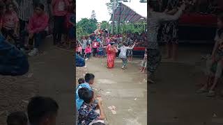 Download lagu merinding...!!! pengantin menari tari moyo adat nias😮😮😮😮 mp3 Download lagu merinding...!!! pengantin menari tari moyo adat nias😮😮😮😮 mp3