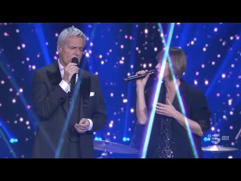 Claudio Baglioni ft. Alessandra Amoroso - Stelle di stelle - Live a Uà - Uomo di varie età